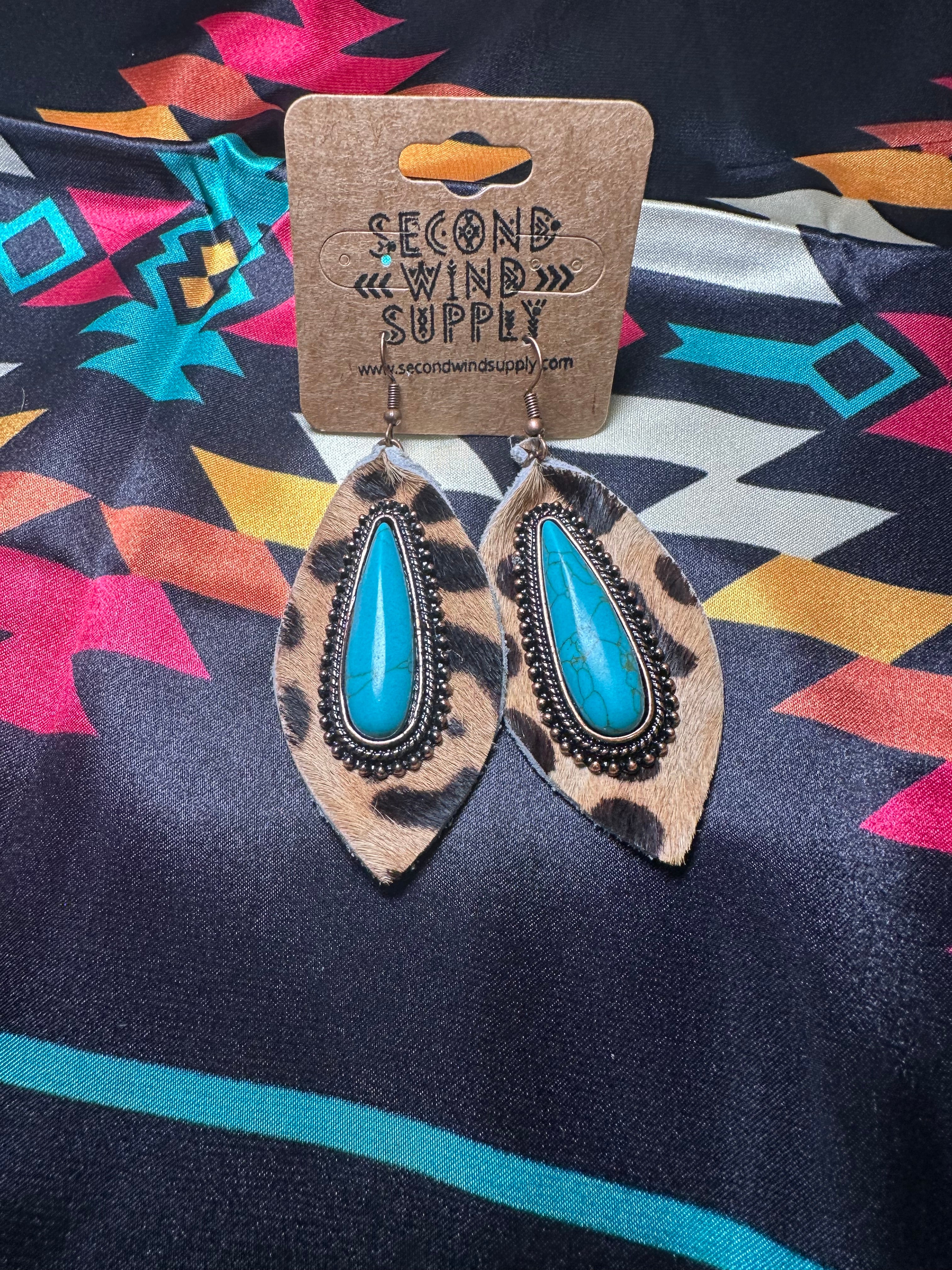 Rain Drop with Center Stone- Light Brown Leopard