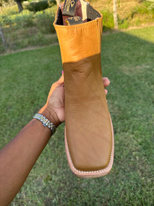 Square Toe Ankle Boot Nobuck Brown